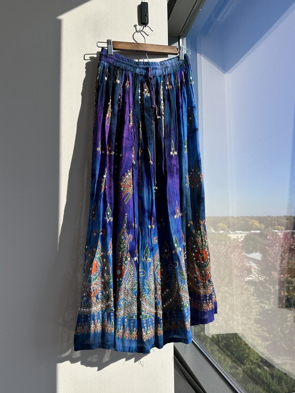 Boho Gypsy Sequin Multicolor Tie Dye Crinkle Broomstick Festival Maxi Skirt OS